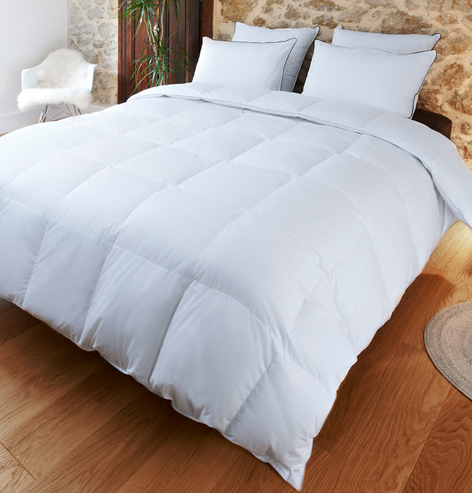 Couette Fjord Emeraude chaude 90% duvet d'oie