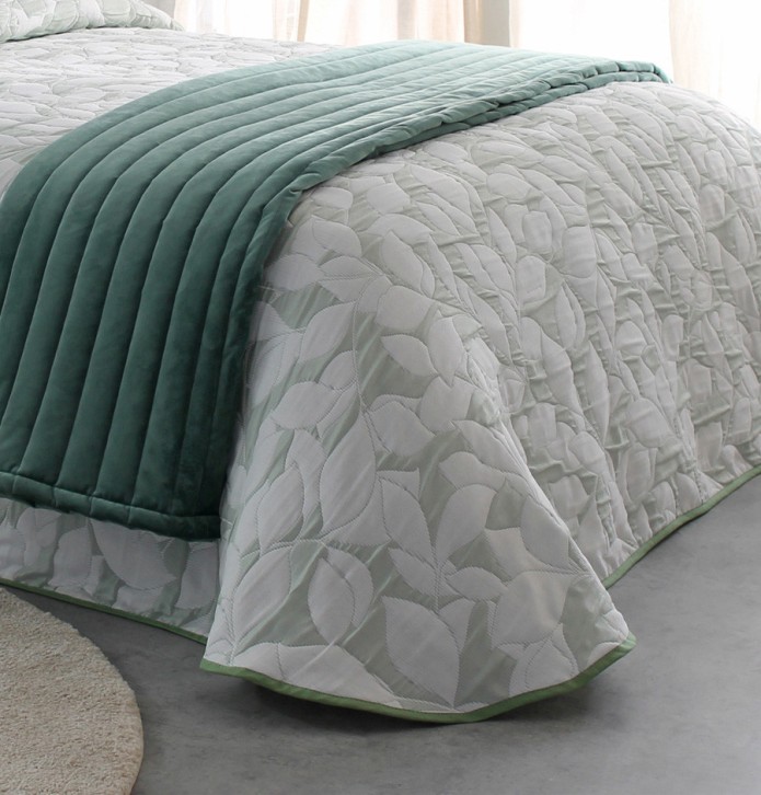 Couvre lit jacquard Ocanya vert Reig Marti - Blancollection