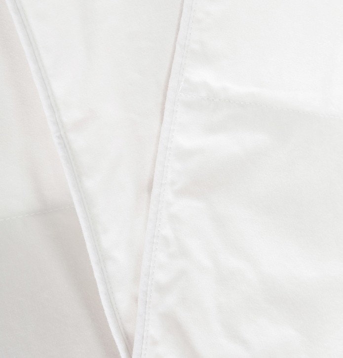Couette 90% duvet de canard 80g/m2 Papeete Pyrenex - Blancollection