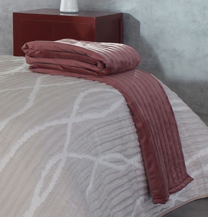 Chemin de lit velours Venice bois de rose Reig Marti Chemin de lit velours Venice bois de rose Reig Marti