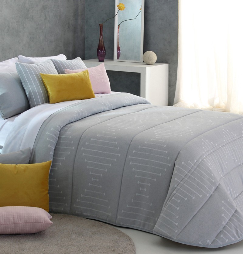 Couvre-lit matelassé jacquard et ses housses coussins downtown gris 250x270cm - reig marti