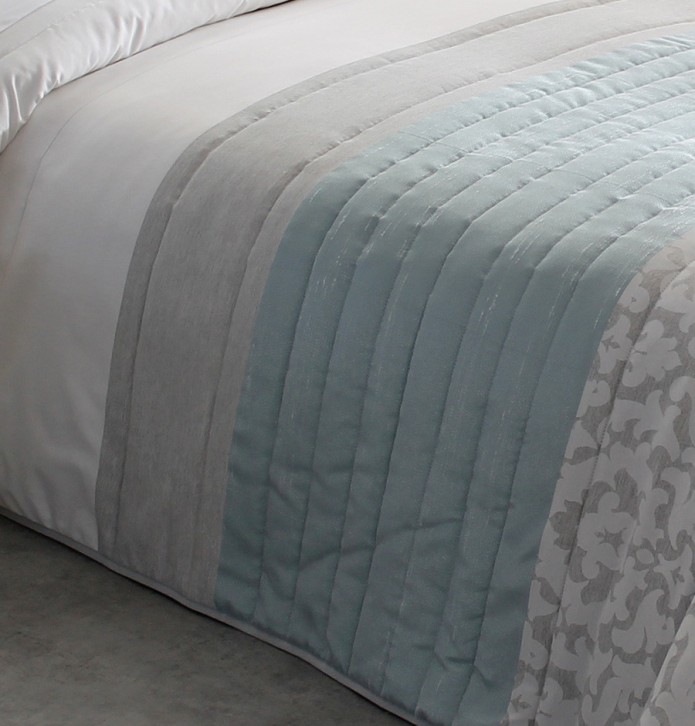 Couvre lit matelassé jacquard Kylie gris Reig Marti - Blancollection