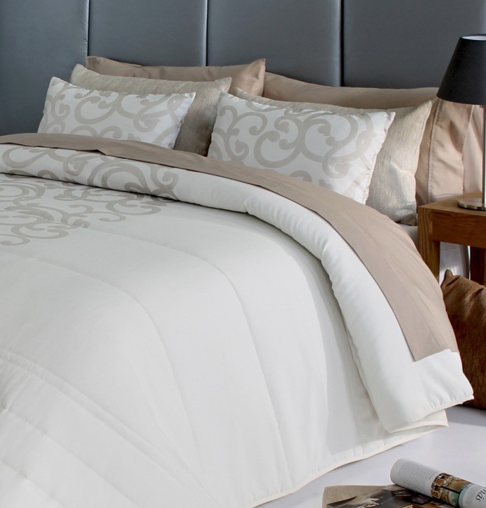Couvre lit matelassé jacquard Amiens beige Reig Marti - Blancollection