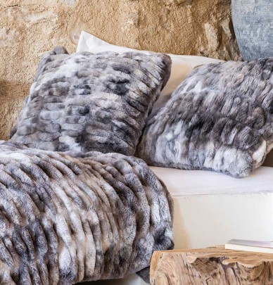 Coussin fourrure Zibeline angora Vent du Sud