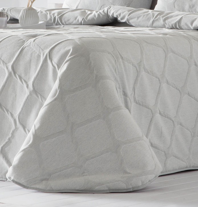 Couvre-lit matelassé et ses housses coussins Idalia gris Antilo - Blancollection