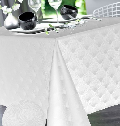 Nappe damassée polyester Scale blanc Calitex