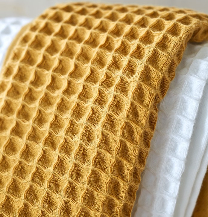 Drap de douche nid d'abeille Bain de minuit jaune Sylvie Thiriez