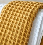 Drap de douche nid d'abeille Bain de minuit jaune Sylvie Thiriez