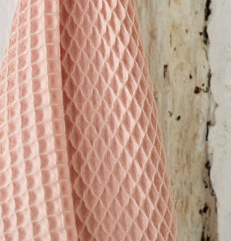 Lot de 2 draps de douche nid d'abeille 250g/m² bain de minuit rose - sylvie thiriez