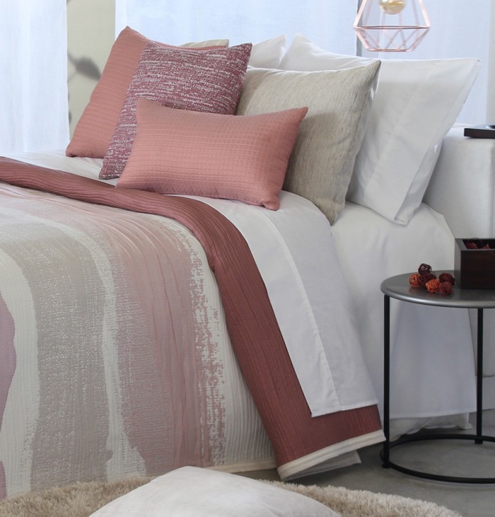 Couvre lit jacquard Movie rose Reig Marti - Blancollection