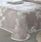 Couvre lit jacquard Sildavia rose parme Reig Marti - Blancollection