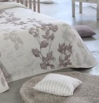 Couvre lit jacquard Sildavia rose parme Reig Marti - Blancollection