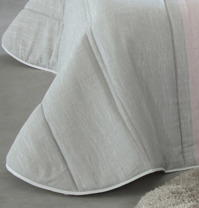 Couvre lit matelassé jacquard Puig rose Reig Marti - Blancollection