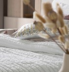 Couvre lit matelassé Mery blanc Antilo - Blancollection