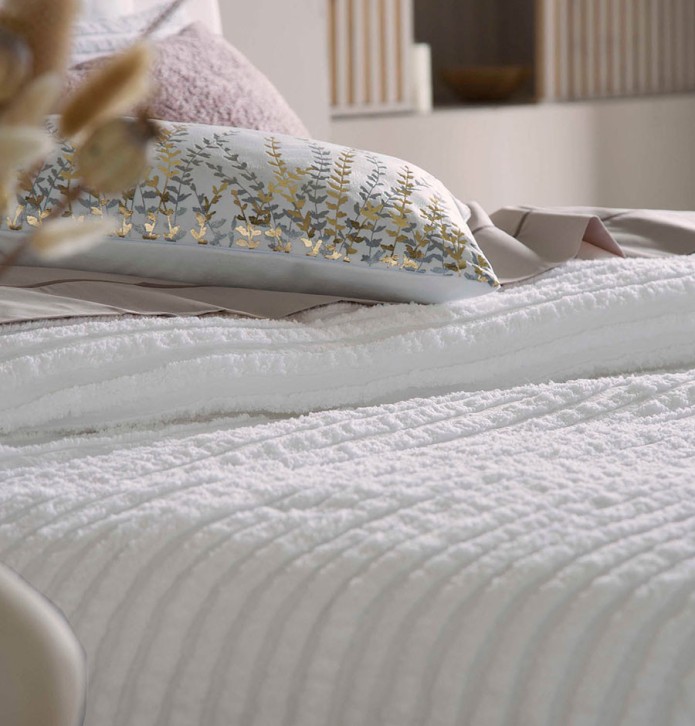 Couvre lit matelassé Mery blanc Antilo - Blancollection