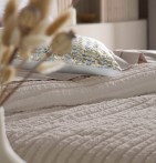 Couvre lit matelassé Mery beige Antilo - Blancollection