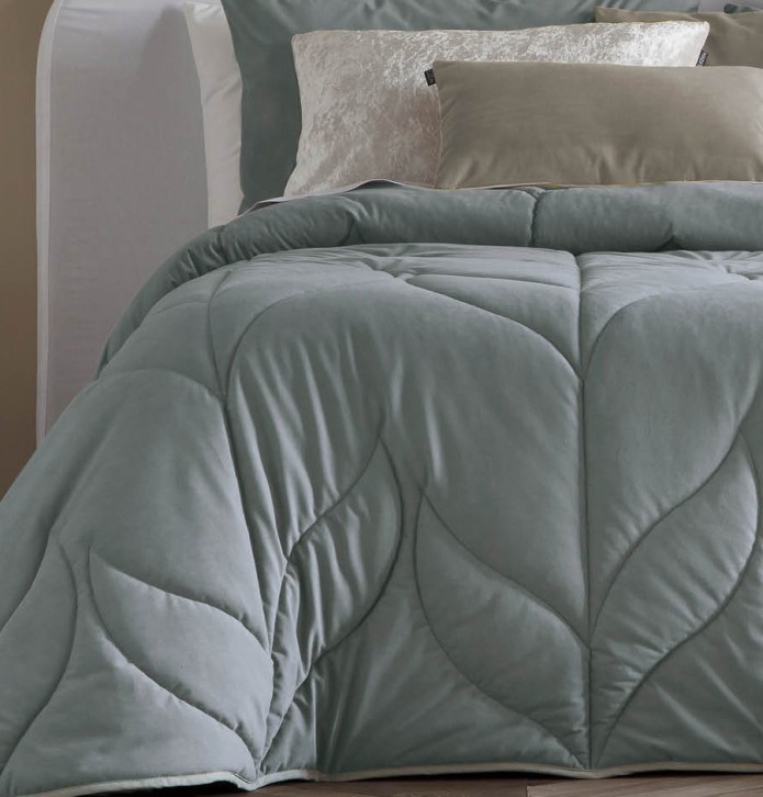 Eurofirany Couvre-Lit En Velours De Qualité Supérieure Argenté Et Bleu - Surpiqué Kristin 3 Vert Foncé 220cm