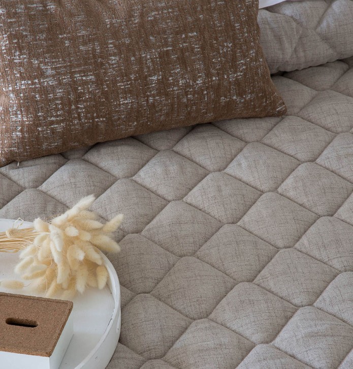 Couvre lit matelassé Rustik beige Antilo - Blancollection