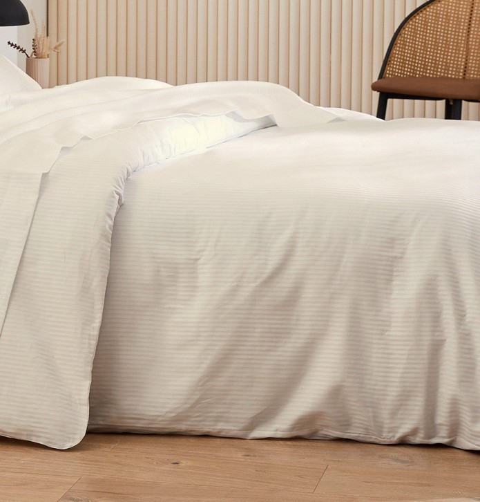 Housse de couette satin Grand Hotel sable Tradilinge - Blancollection