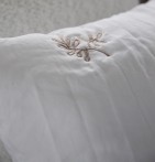 Couvre-lit matelassé Amalia blanc Antilo - Blancollection