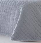 Couvre-lit matelassé Lares gris Antilo - Blancollection