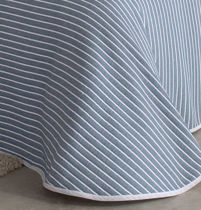 Couvre lit jacquard réversible Loke bleu Reig Marti - Blancollection
