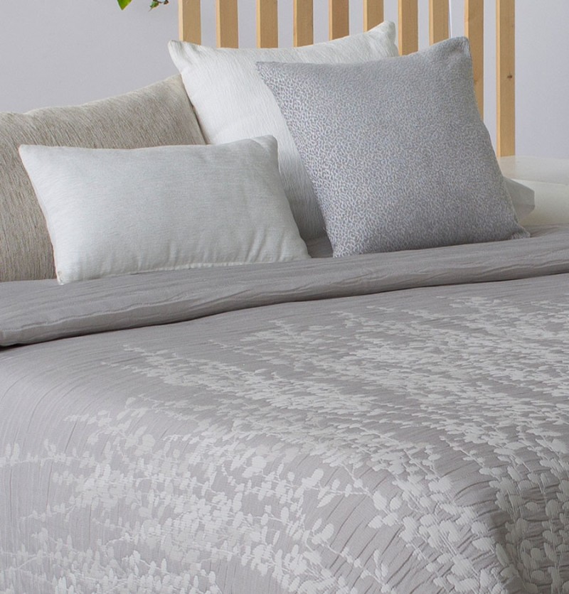 Umberto Ravelli Couvre-Lit Jacquard Brenda 5 Pièces – Luxe Baroque Gris, Motifs Or, Ultra-Doux, 220x240 Cm + Taies + Coussins