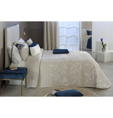 Couvre lit matelassé et ses housses coussins Gillen lin Reig Marti