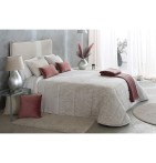 Couvre lit matelassé et ses housses coussins Gallagher lin Reig Marti