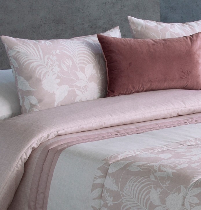 Couvre lit matelassé imprimé Savoy rose Reig Marti - Blancollection