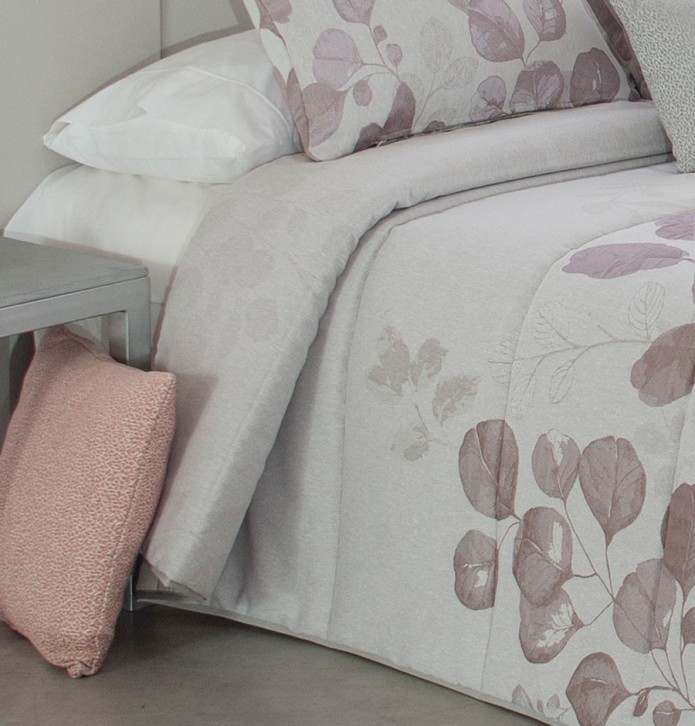 Couvre lit matelassé jacquard Viscri mauve Reig Marti - Blancollection