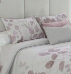 Couvre lit matelassé jacquard Viscri mauve Reig Marti - Blancollection