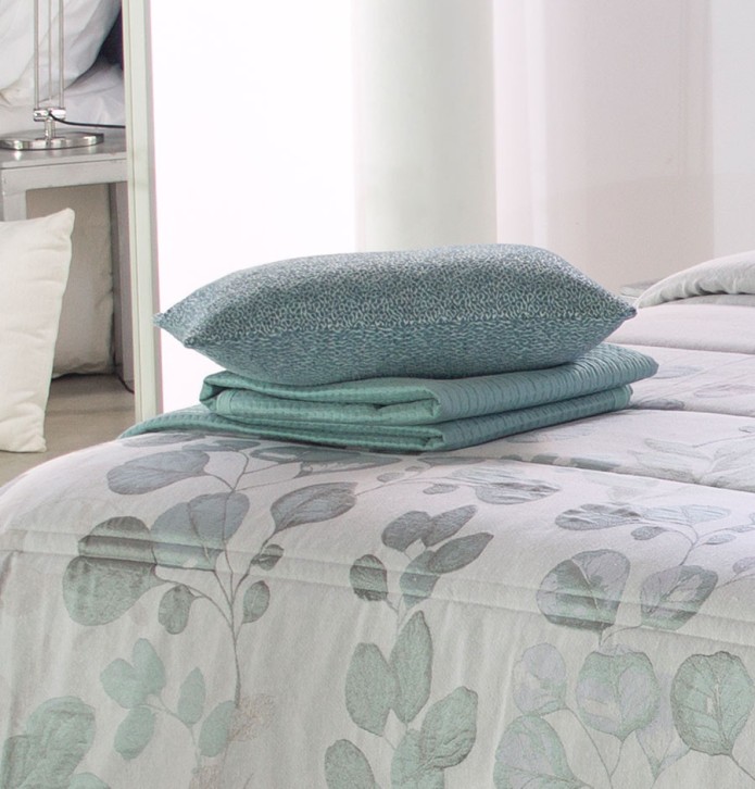 Couvre lit matelassé jacquard Viscri vert Reig Marti - Blancollection