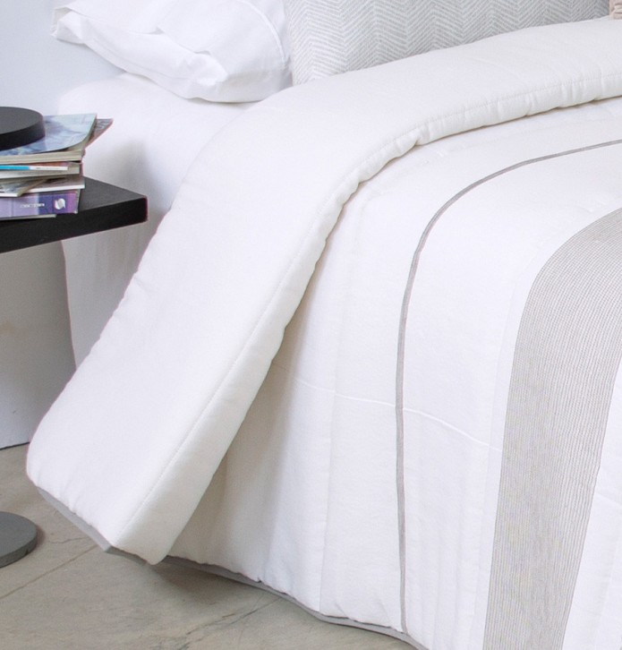 Couvre lit matelassé jacquard Zadar lin Reig Marti - Blancollection