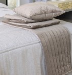 Couvre lit matelassé jacquard Zadar lin Reig Marti - Blancollection
