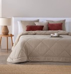 Couvre lit velours matelassé Anelka camel Antilo