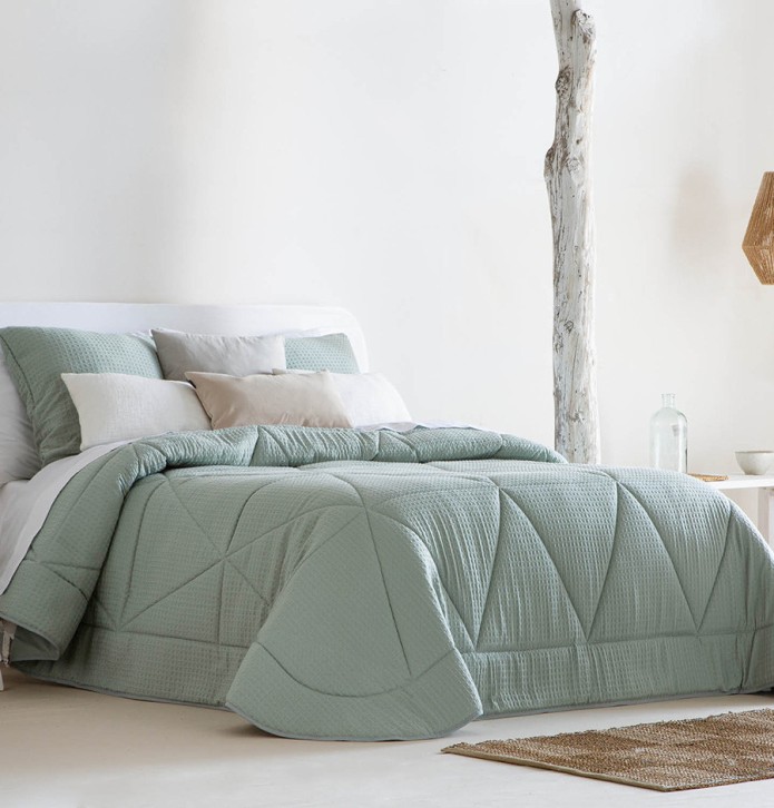 Couvre-lit matelassé Maïa bleu Antilo - Blancollection