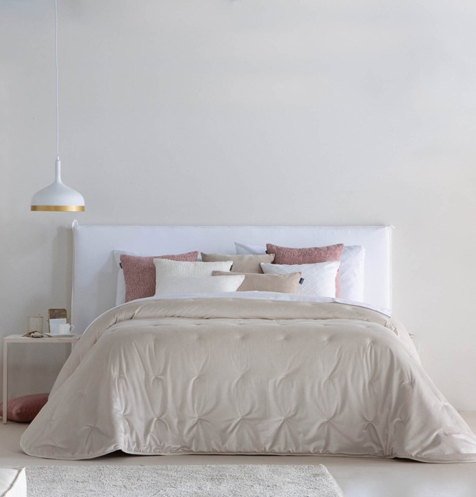 Couvre lit matelassé Jess beige clair Antilo