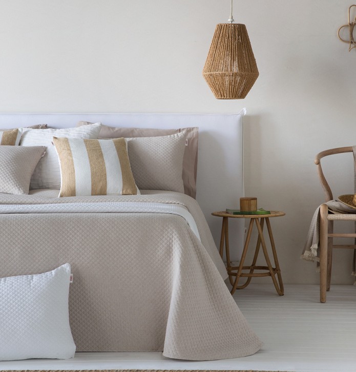 Jeté de lit Lasy beige Antilo - Blancollection