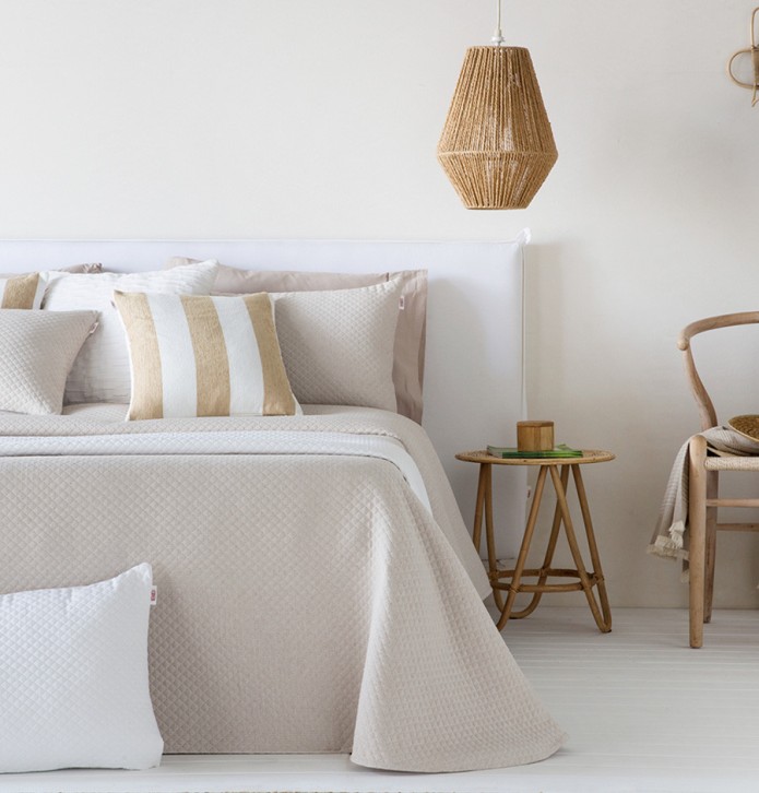 Jeté de lit Lasy beige Antilo - Blancollection