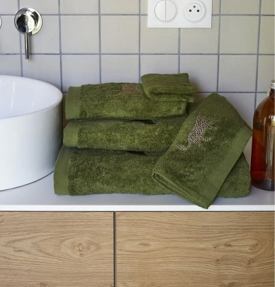 Serviette de toilette Léo kaki Sylvie Thiriez