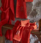 Drap de douche Passe-Montagne vermillon Sylvie Thiriez - Blancollection