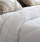 Couvre-lit matelassé Ikaria blanc Antilo - Blancollection