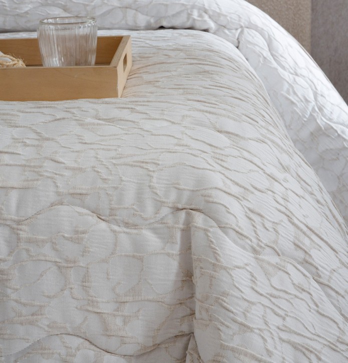 Couvre-lit matelassé Saima beige Antilo - Blancollection
