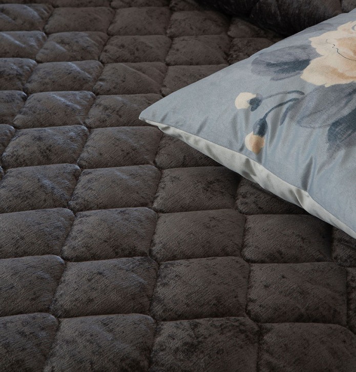 Couvre-lit velours matelassé Siena anthracite Antilo - Blancollection