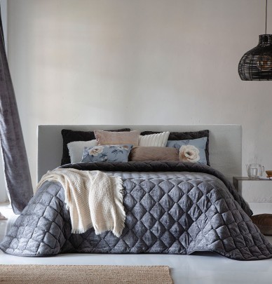 Couvre lit velours matelassé Siena anthracite Antilo