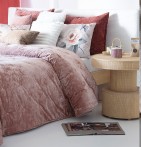 Couvre-lit velours matelassé Mirabela vieux rose Antilo - Blancollection