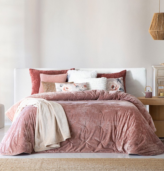 Couvre lit velours matelassé Mirabela vieux rose Antilo Couvre lit velours matelassé Mirabela vieux rose Antilo