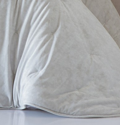 Couvre lit velours matelassé Mirabela blanc cassé Antilo