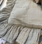 Housse coussin Elsa lichen deux volants Vent du Sud - Blancollection